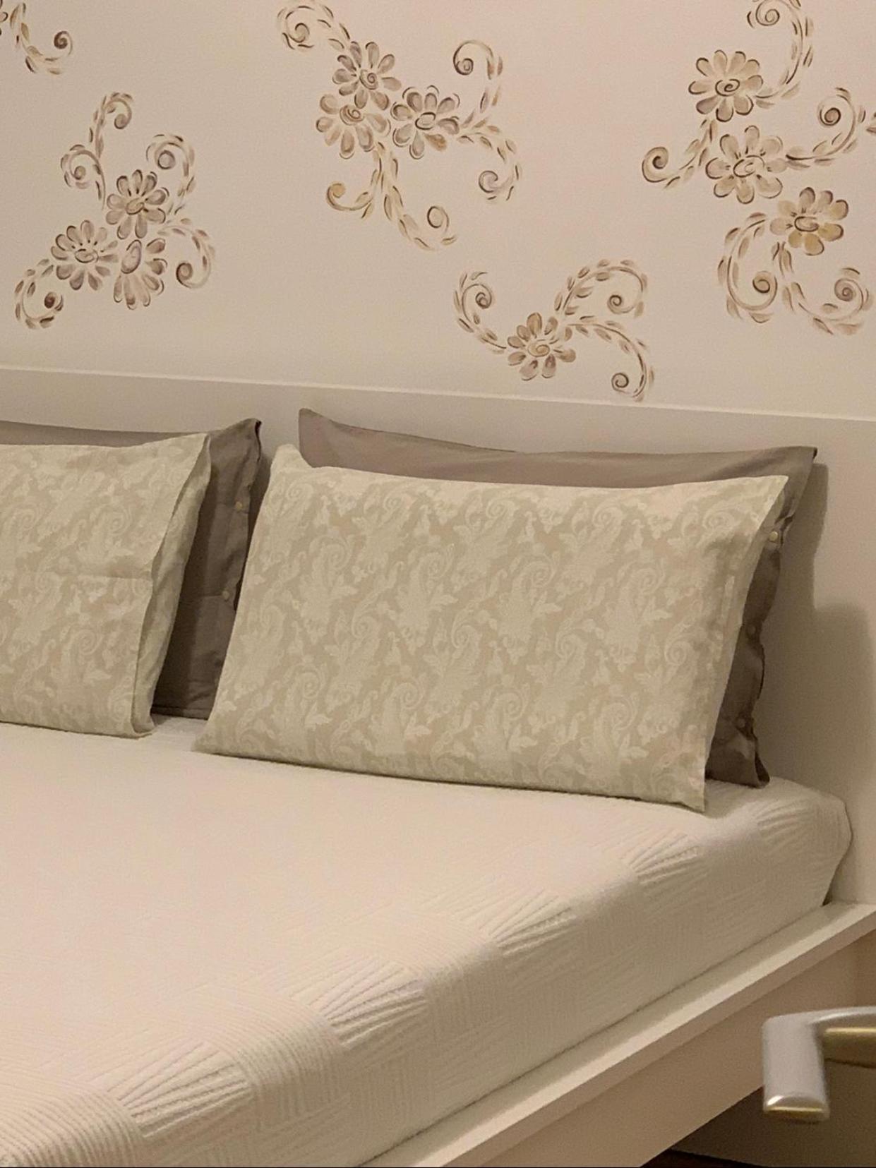 B&B Beauty House 체세나 외부 사진